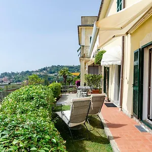 Joivy Inviting Flat With Garden And Sea View In , Rapallo Italien